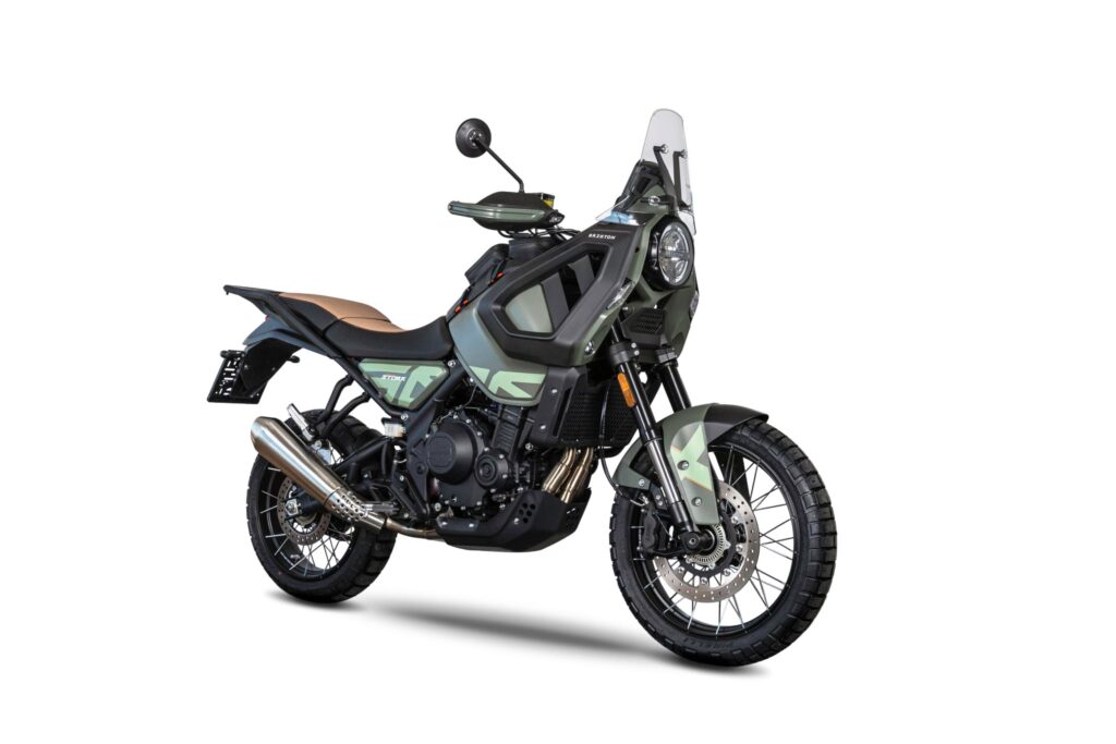 Brixton_Storr-500_green_front-side-right-scaled